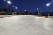 В поселке Агрогородок открыли каток