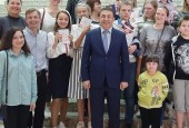 Глава городского округа Истра торжественно вручил первые паспорта юным гражданам нашей страны.