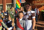 Снегиревских школьников посадил за парты Александр Скворцов
