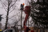 По поручению главы Истринского округа выполняются различные виды работ по уличному освещению