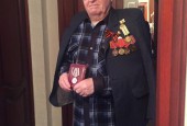 По поручению Президента Российской Федерации Владимира Путина в городском округе Истра ветеранам Великой Отечественной войны вручаются юбилейные медали к 75-летию Победы.